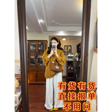批发大方得体小套<b class='q'>装</b>早秋独特超好看气质ootd穿搭一整套麻花毛衣两件套