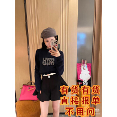 批发重工钉珠镶钻字母上衣秋冬法式复古高级感<b class='q'>短款</b>设计感针织长袖<b class='q'>毛衣</b>