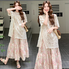 批发现 2026新款大码女装 夏装 蕾丝短袖<b class='q'>上衣</b>+印花半身裙套装