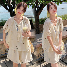 批发现 2026新款大码女<b class='q'>装</b> 夏<b class='q'>装</b> 绣花短袖<b class='q'>上衣</b>+短<b class='q'>裤</b>套<b class='q'>装</b>