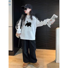 批发纯棉儿童<b class='q'>长袖</b><b class='q'>T</b><b class='q'>恤</b>秋季新款男女童潮牌三条杠百搭洋气上衣