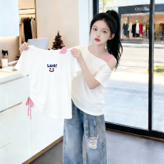 批发<b class='q'>女</b><b class='q'>童</b>露肩短袖<b class='q'>t</b><b class='q'>恤</b>夏季新款儿童斜领抽绳上衣中大童韩版设计感短袖