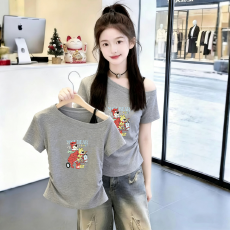 批发<b class='q'>女</b><b class='q'>童</b>短袖T恤<b class='q'>夏装</b>吊带斜肩韩版新款夏季中大童收腰洋气上衣