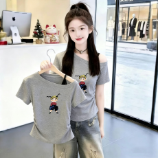 批发<b class='q'>女</b><b class='q'>童</b>短袖T恤<b class='q'>夏装</b>吊带斜肩韩版新款夏季中大童收腰洋气上衣
