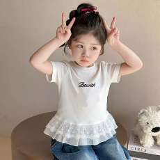 批发纯棉<b class='q'>女</b><b class='q'>童</b>双蕾丝花边卡通印花T恤<b class='q'>夏季</b>新款中大童设计感上衣