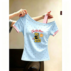批发女童设计感波点斜肩t恤夏季新款洋气韩系多巴胺波点短袖T恤