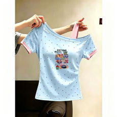 批发女童设计感波点斜肩t恤夏季新款洋气韩系多巴胺波点短袖T恤