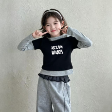 批发<b class='q'>女</b><b class='q'>童</b>韩版长袖T恤春秋新款修身拼接假两件百搭洋气打底衫