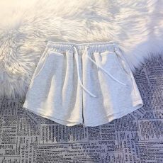 批发美式基础款宽松休闲百搭运动<b class='q'>短裤</b>辣妹热裤卫裤松紧腰女2026年夏季