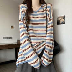 批发实拍夏季撞色彩色<b class='q'>条纹</b>宽松防晒针织衫V领显瘦百搭女士长袖罩衫<b class='q'>T</b><b class='q'>恤</b>