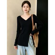 批发实拍大码金典黑正肩V领长袖T恤女秋季遮屁股<b class='q'>胖</b><b class='q'>MM</b>修身侧开叉上衣