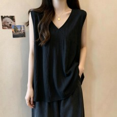 批发实拍高级感黑色V领吊带背心外穿女<b class='q'>夏</b>季大码胖MM无袖娃娃衫上衣