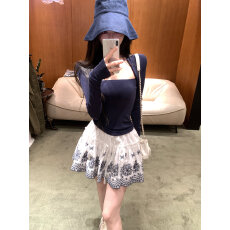 批发【清潭姐姐】 韩里韩气 含羊毛假两件<b class='q'>T</b><b class='q'>恤</b>长袖<b class='q'>T</b><b class='q'>恤</b> 很显直角肩