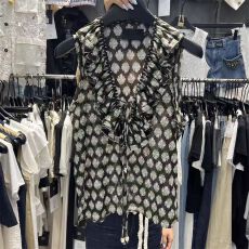 批发法式优雅风复古时髦碎花荷叶边设计V领衬衫女2026夏季新款<b class='q'>上衣</b>