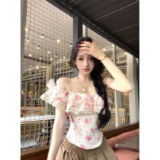 批发一字肩荷叶边短袖碎花衬衫女夏季蕾丝拼接修身衬衣温柔风收腰上衣