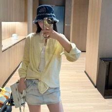 批发春秋新款2026条纹<b class='q'>衬衫</b>外套小个子内搭小众打底<b class='q'>衬衣</b>女法式<b class='q'>长袖</b>上衣