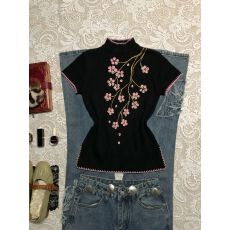 批发新中式<b class='q'>花朵</b>刺绣半高领无袖女别致修身显瘦国风百搭上衣