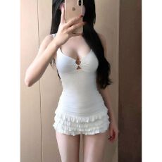 批发泳衣女分体遮肚显瘦保守2026新款小胸少女高级感海边度假风游泳装