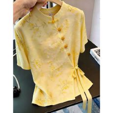 批发2026夏季新款新中式风盘扣立领系带短袖<b class='q'>衬衫</b>黄色优雅复古气质<b class='q'>上衣</b>