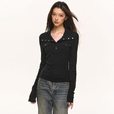批发韩系小众简约高领纽扣设计长袖<b class='q'>T</b><b class='q'>恤</b>女修身显瘦正肩短款百搭上衣潮