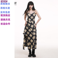批发幽灵少女不规则下摆格子吊带连衣裙小众不撞款独特漂亮绝美长裙子