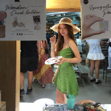 批发海边度假风多巴胺吊带<b class='q'>连衣裙</b>女夏季2026新款辣妹绑带收腰显瘦短裙