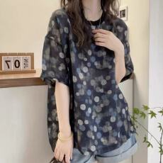 批发【】大码女装遮肚子设计感撞色波点<b class='q'>雪纺衫</b>夏季宽松薄款上衣