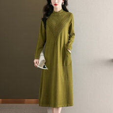 批发半高领毛衣女<b class='q'>冬</b>季针织麻花打底衫连衣裙内搭超长款毛衣裙过膝纯色