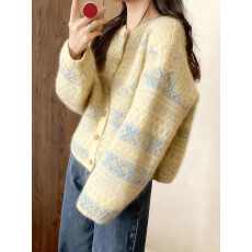 批发米白色提花毛衣外套女春季新款慵懒高级感独特漂亮民族风<b class='q'>针织</b><b class='q'>开衫</b>