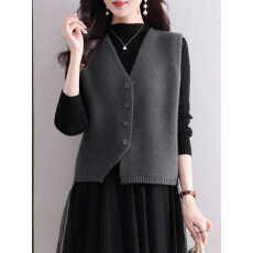 批发新中式针织马甲<b class='q'>女</b>2026年春季外穿单排扣短款无袖背心<b class='q'>毛衣</b>纯色上衣