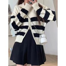 批发慵懒小个子开衫针织<b class='q'>外套女</b>秋冬新款软糯风条纹polo领短款毛衣