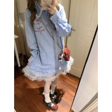 批发蓝色条纹衬衫<b class='q'>连衣裙</b>子女初夏2025年新款小个子花边娃娃领短裙夏季