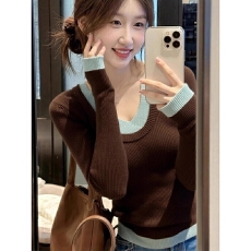 批发高级感拼色假两件v领长袖针织衫女秋季<b class='q'>气质</b>别致修身内搭打底毛衣