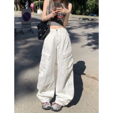 批发叶小可白色大口袋阔腿牛仔<b class='q'>工装裤</b><b class='q'>女</b>秋冬新款高腰宽松遮肉显瘦裤子