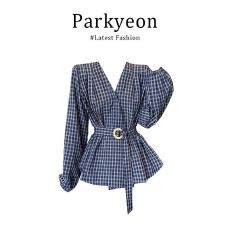 批发实价有货深蓝色设计感<b class='q'>格子衬衫</b>女2026春季新款收腰显瘦绑带上衣