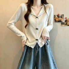 批发<b class='q'>实拍</b><b class='q'>大码</b><b class='q'>女装</b>2026秋季新款设计感韩系甜美木耳边翻领减龄长袖上衣