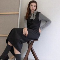 批发羊城故事 韩系针织长袖<b class='q'>t</b><b class='q'>恤</b>马甲套装女秋季新款高腰半身裙三件套