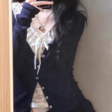 批发纯欲风真两件v领蕾丝<b class='q'>背心</b>拼接磨毛打底衫女冬季新款修身长袖上衣