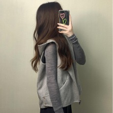 批发550克呢料 连帽马甲+打底衫上衣女秋季新款高级宽松百搭无袖外套