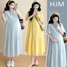 批发实拍 <b class='q'>纯棉</b>镂空绣花飞飞袖淡蓝色孕妇<b class='q'>连衣裙</b>V领温柔风时尚显瘦