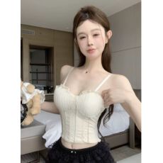 批发<b class='q'>设计</b>感小众蕾丝花边拼接小吊带背心女外穿鱼骨裹胸带胸垫内搭上衣