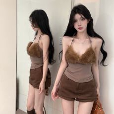 批发心机辣妹风挂脖毛毛拼接抹胸背心低胸V领外穿性感修身显瘦上衣潮