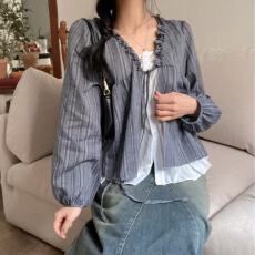 批发新款时尚温柔风条纹法式系带木耳边假两件V领长袖衬衫上衣女