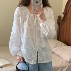 批发春季女装批新款发别致减龄泡泡袖<b class='q'>衬衣</b>宽松圆领系带蝴蝶结<b class='q'>刺绣</b><b class='q'>衬衫</b>