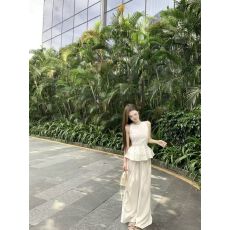 批发甜美套<b class='q'>装</b>荷叶边白色无袖背心女2026夏季穿搭休闲阔腿<b class='q'>裤</b><b class='q'>长裤</b>两件套