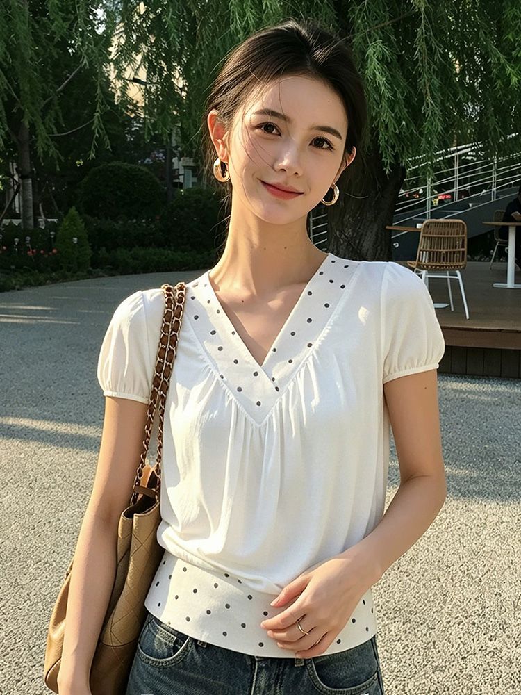 港风波点T恤女显瘦上衣 服裝批發女裝批發服飾貨源