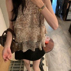 批发法式复古玫瑰豹纹<b class='q'>雪纺衫女</b>夏季2026新款纯欲辣妹挂脖<b class='q'>无袖</b>背心上衣