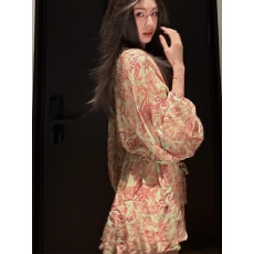 批发2026新款碎花<b class='q'>雪纺</b>连衣裙女夏季新款高腰泡泡袖短款长袖裙子女