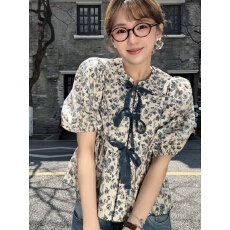 批发初夏桔梗”法式蓝色麻感蕾丝碎花泡泡袖衬衫上衣女夏季新款