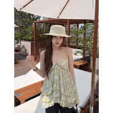 批发2026夏季<b class='q'>新款</b>夏花漫游簿吊带<b class='q'>雪纺上衣</b>